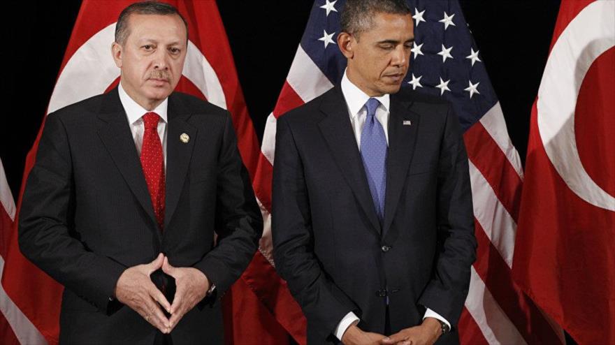 El presidente de Turquía, Recep Tayyip Erdogan (izda), junto a su homólgo estadounidense, Barack Obama.