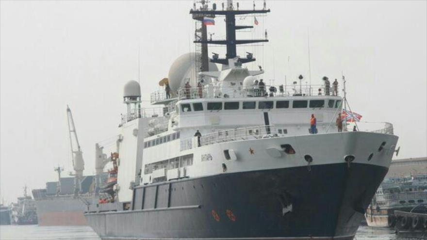 Buque ruso llega a Irán para impulsar relaciones militares 