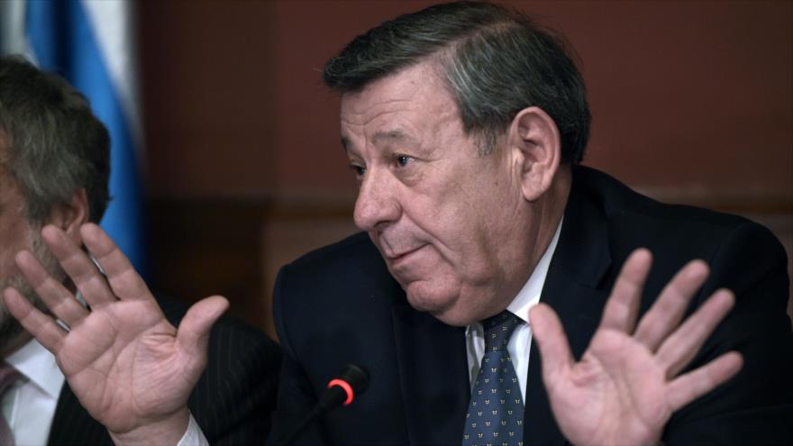 El canciller de Uruguay, Rodolfo Nin Novoa, durante una conferencia de prensa en Montevideo (capital uruguaya), 7 de octubre de 2016.