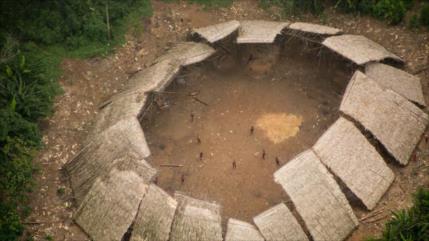 Hallan una tribu indígena ‘desconectada del mundo’ en Amazonia
