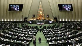 Parlamento iraní condena renovación de sanciones por EEUU