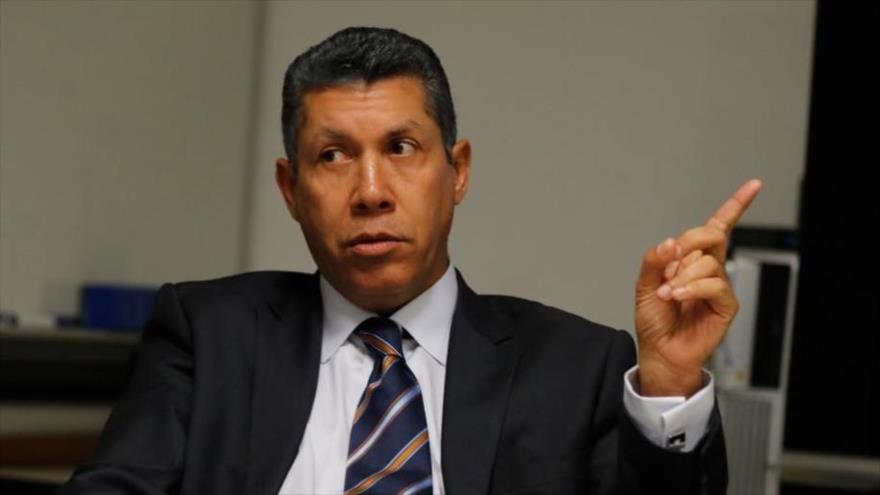 El gobernador del estado Lara, Henri Falcón, durante una entrevista con el periódico venezolano El Universal.