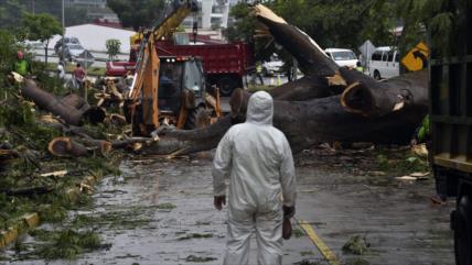 Huracán Otto amenaza a Costa Rica y Nicaragua