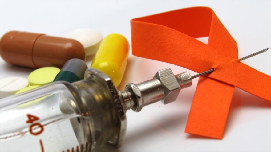 China produce el primer fármaco anti-VIH de acción prolongada. 