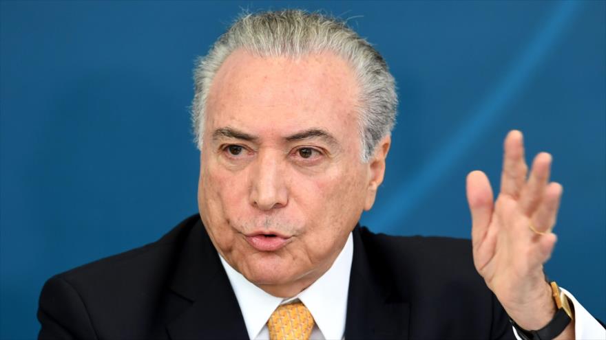 El presidente de Brasil, Michel Temer, pronuncia un discurso durante una reunión del Consejo de Desarrollo Económico y Social en el Palacio del Planalto, Brasilia, 21 de noviembre de 2016. 