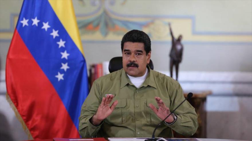El presidente de Venezuela, Nicolás Maduro, preside el Consejo Económico celebrado en el palacio de Miraflores (sede presidencial) en Caracas, 28 de noviembre de 2016.
