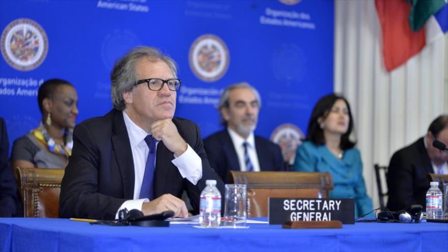 Luis Almagro durante la Sesión Protocolar del Consejo Permanente en la sede de la OEA en Washington, DC. (EE.UU.) en la que asumió su cargo del secretariado general del ente, 26 de mayo de 2015.