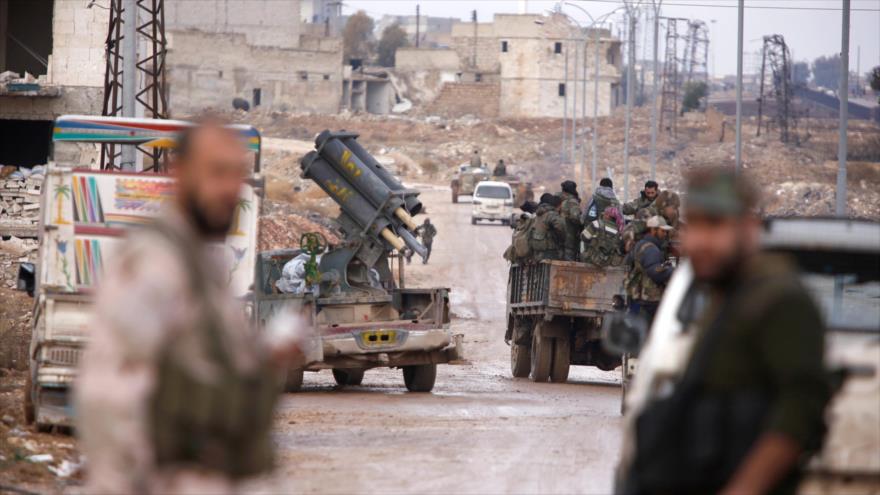 Con ‘centenares de refuerzos’, jefe de Defensa siria visita Alepo