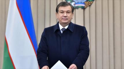 Mirziyoyev gana comicios presidenciales en Uzbekistán