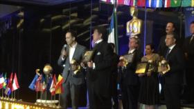 Presentador de HispanTV gana el premio Global Quality Gold