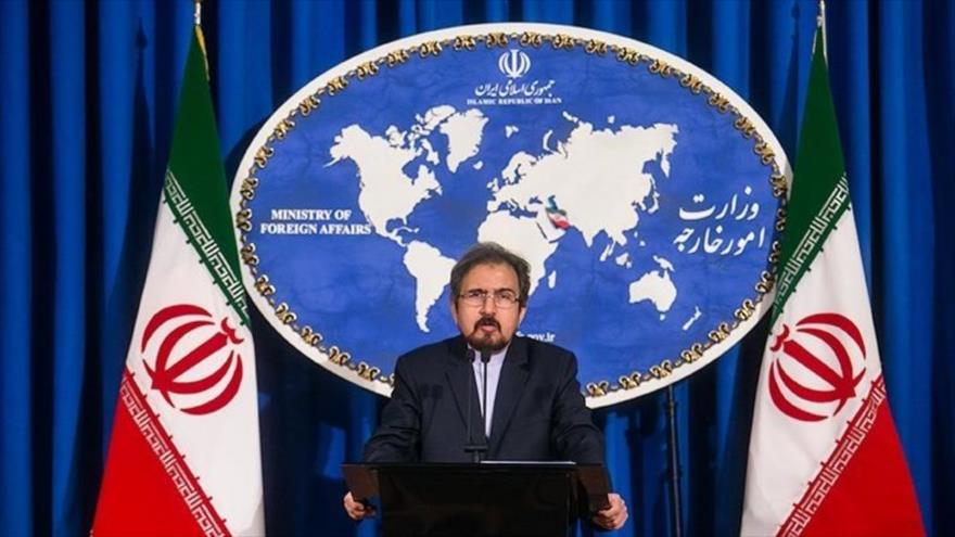 Bahram Qasemi, portavoz de la Cancillería iraní, durante su rueda de prensa semanal, 5 de diciembre de 2016. 