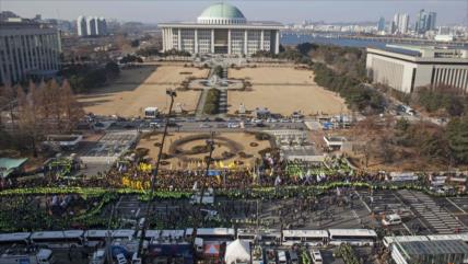 Parlamento de Corea del Sur destituye a la presidenta Park 