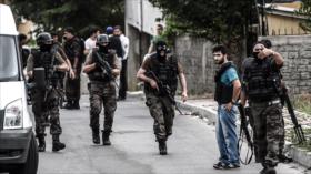 Más purgas en Turquía: arrestan a 118 cargos del prokurdo HDP