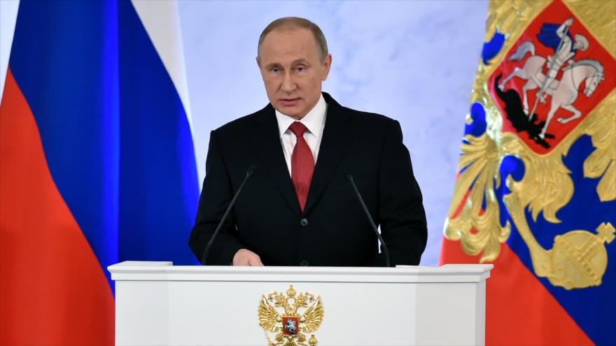 El presidente ruso, Vladimir Putin, ofrece su discurso anual ante la Asamblea Federal de Rusia, 1 de diciembre de 2016.