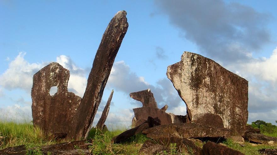 Rego Grande, conocido como el ‘Stonehenge del Amazonas’ que fue descubierto en Brasil en el siglo XIX.