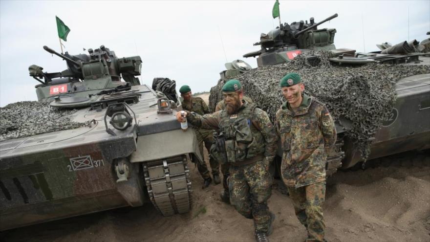 Fuerzas de la OTAN en una maniobra militar en el Este de Europa.