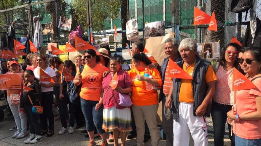Activistas de la Red Acción Migrante realizaron una protesta frente a la embajada de EE.UU. en México, 18 de diciembre de 2016.
