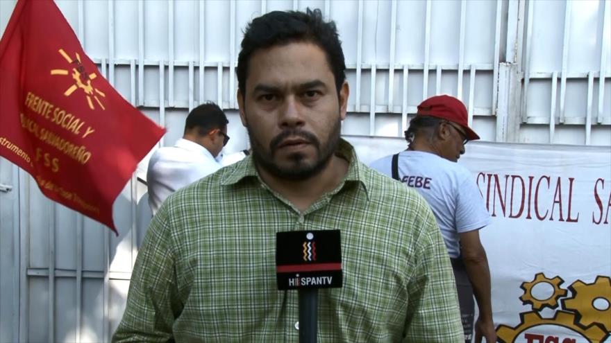 Trabajadores defienden aumento al salario mínimo en El Salvador