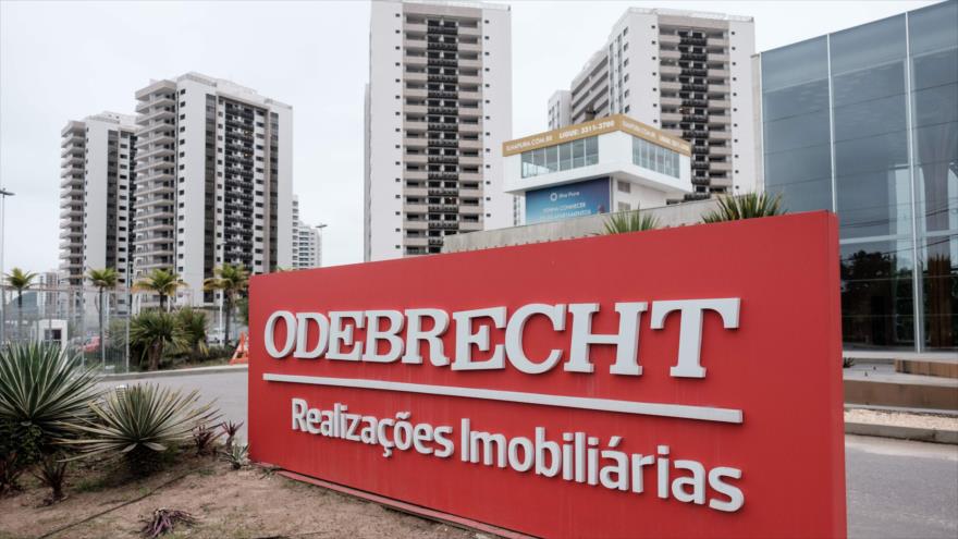 El logotipo de la constructora brasileña Odebrecht en la Villa Olímpica y Paralímpica de Río de Janeiro, Brasil, agosto de 2016.