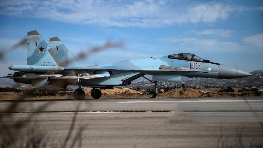 Un bombardero ruso Sujoi Su-34, usado por primera vez en la campaña aérea rusa en Siria en apoyo a las fuerzas sirias.