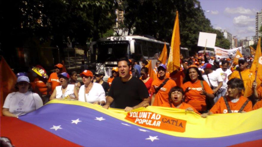 Yon Alexander Goicoechea Lara, dirigente del partido opositor Voluntad Popular (VP), durante una manifestación en Venezuela.