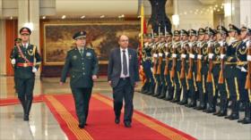China y Bolivia buscan aumentar la cooperación militar bilateral