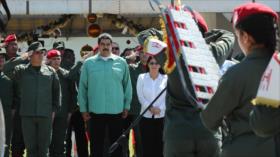 Maduro aprueba modernizar su Ejército con armas rusas y chinas 