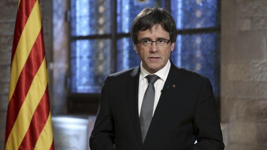 Líder catalán promete referéndum ‘legal y vinculante’ para 2017