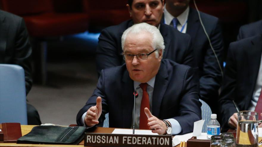 El representante permanente de Rusia ante la ONU, Vitaly Churkin, ofrece discurso en la sesión del Consejo de Seguridad de las Naciones Unidas (CSNU), 31 de diciembre de 2016.