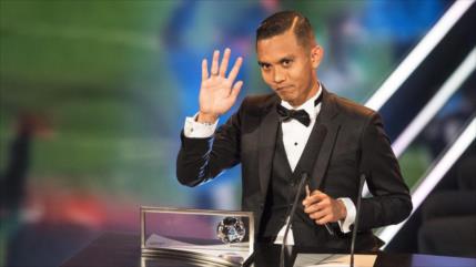 Vídeo: Mohd Faiz Subri gana el Premio Puskas al mejor gol de 2016