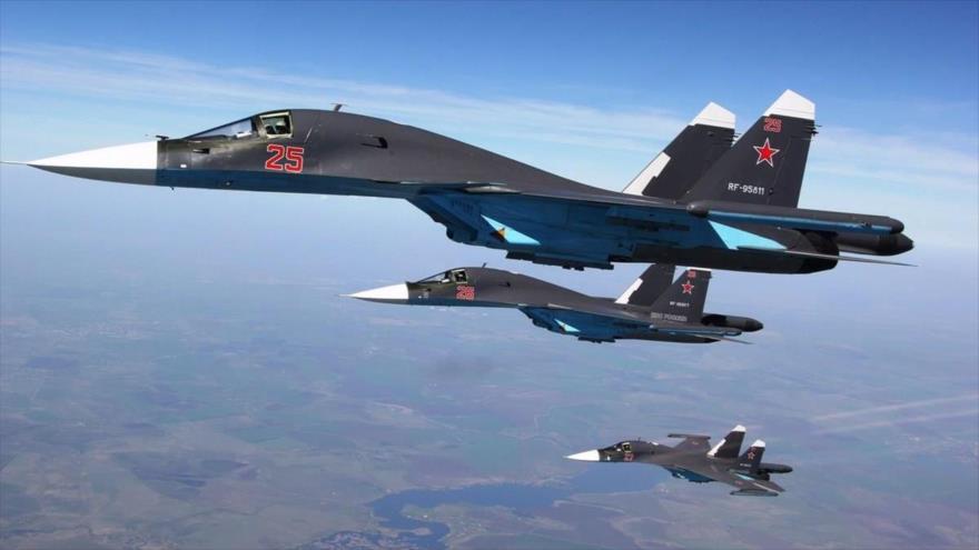 Cazabombarderos rusos Sujoi Su-34.
