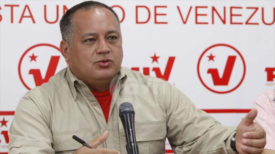 Cabello asegura que Nicolás Maduro no ha renunciado ni lo hará