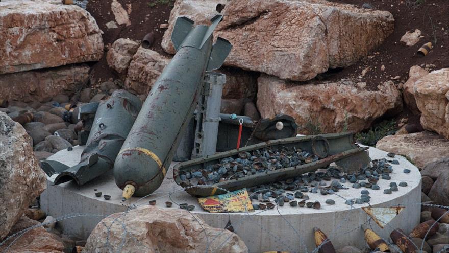 Restos de unas bombas de racimo del Ejército estadounidense.