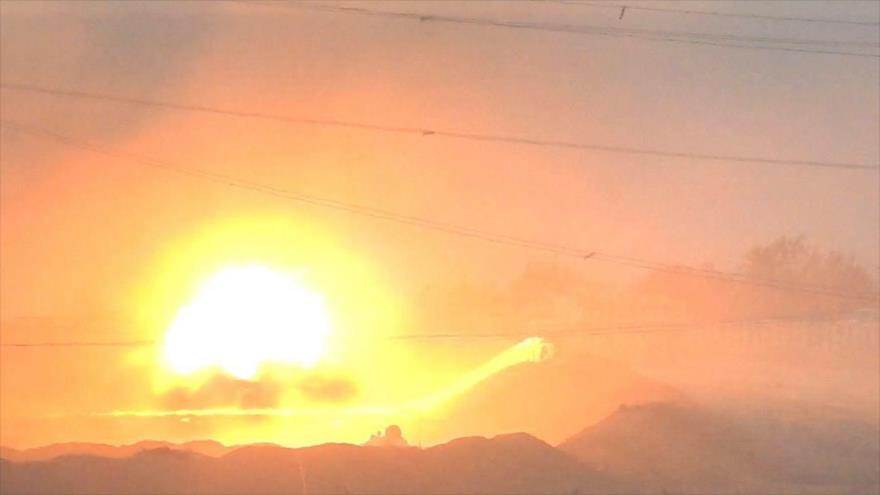 Un ataque suicida del grupo terrorista Daesh contra las posiciones del Ejército iraquí en las afueras de Mosul, 8 de noviembre de 2016.