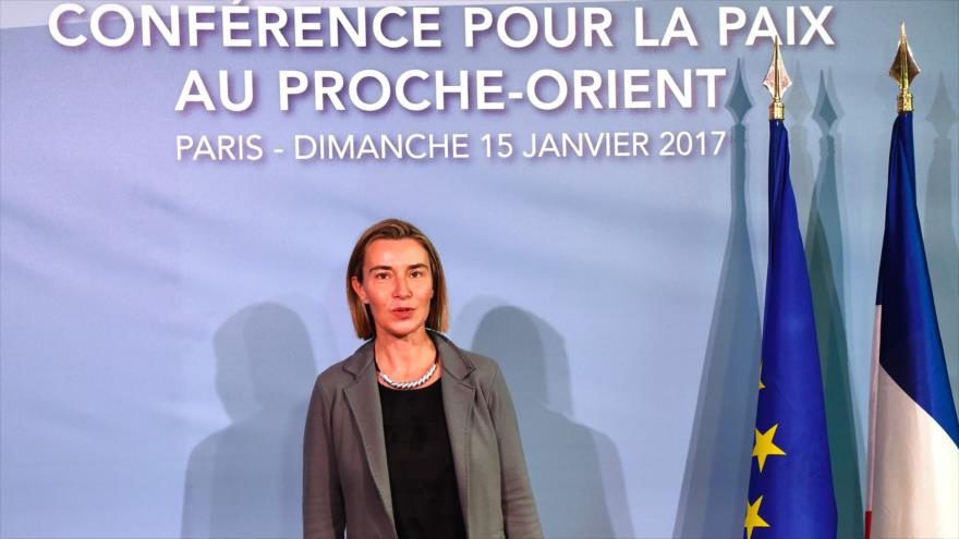 La jefa de la Política Exterior de la Unión Europea (UE), Federica Mogherini, en una conferencia sobre la paz en Oriente Medio, París (Francia), 15 de enero de 2017.