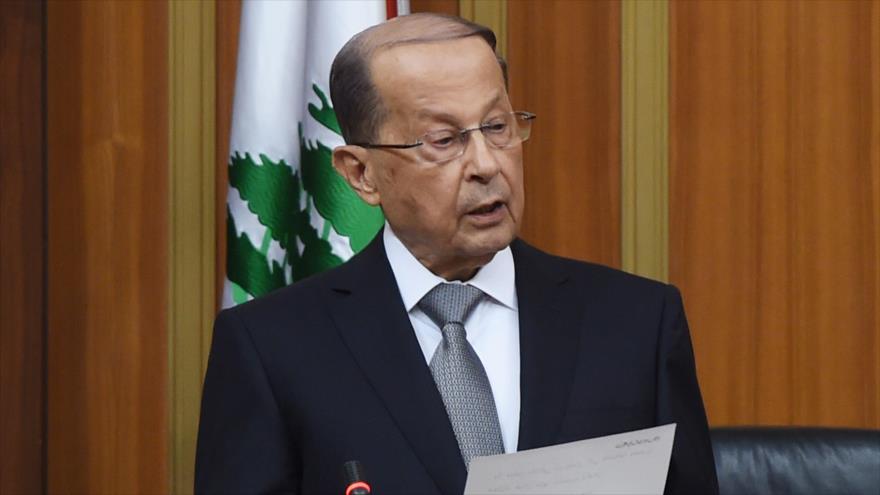 El presidente de El Líbano, Michel Aoun, ofrece un discurso en el Parlamento del país, 31 de octubre de 2016.