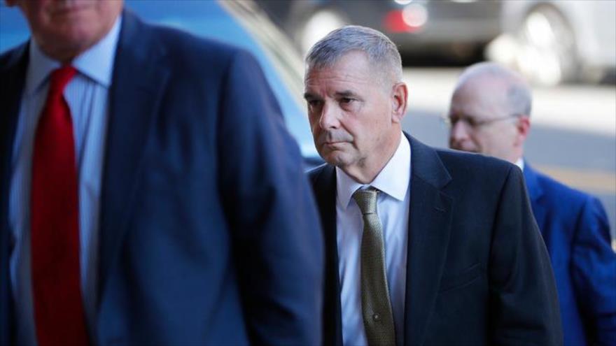 El general estadounidense James Cartwright llega al Tribunal de Distrito Federal en Washington D.C. (capital de EE.UU.) en octubre de 2016.