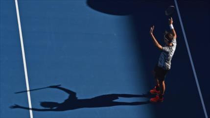 Roger Federer avanza a tercera ronda del Abierto de Australia