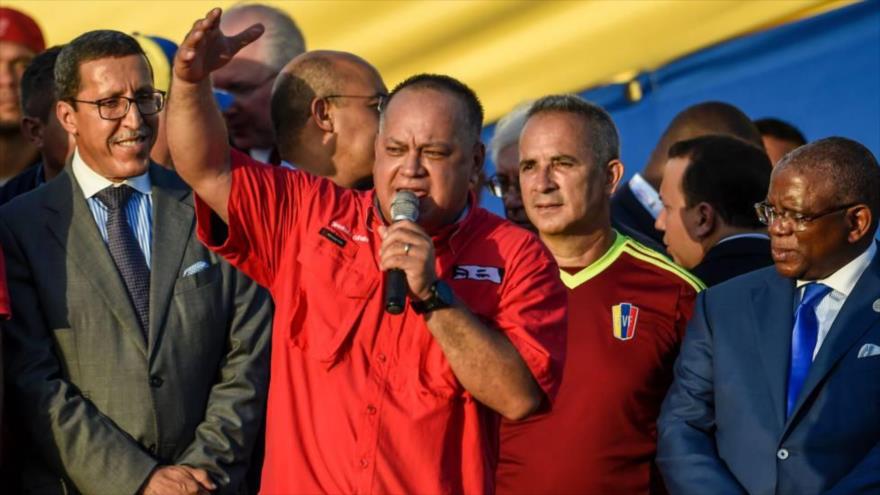 El vicepresidente del Partido Socialista Unido de Venezuela (PSUV), Diosdado Cabello, pronuncia un discurso durante una reunión pública en Porlamar, Isla Margarita, 16 de septiembre de 2016.