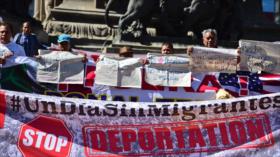Video: Protestan contra Trump ante embajada de EEUU en México