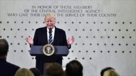 Trump cambia su retórica ante la CIA: “De verdad les apoyo”