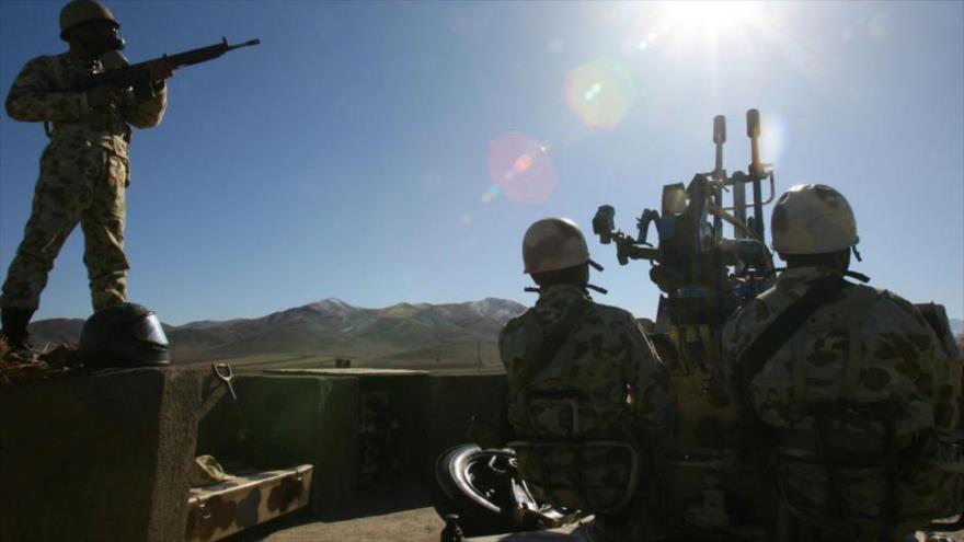 Fuerzas Terrestres del Cuerpo de Guardianes de la Revolución Islámica (CGRI) en una maniobra celebrada en el sureste de Irán.