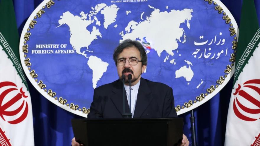 El portavoz de la Cancillería iraní, Bahram Qasemi, durante una rueda de prensa en Teherán, la capital de Irán.