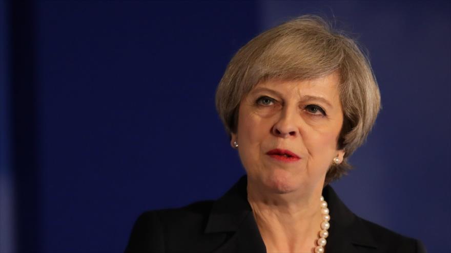 La primera ministra británica Theresa May habla en una reunión con los legisladores republicanos en un retiro en el estado de Filadelfia, en EE.UU., 26 de enero de 2017.