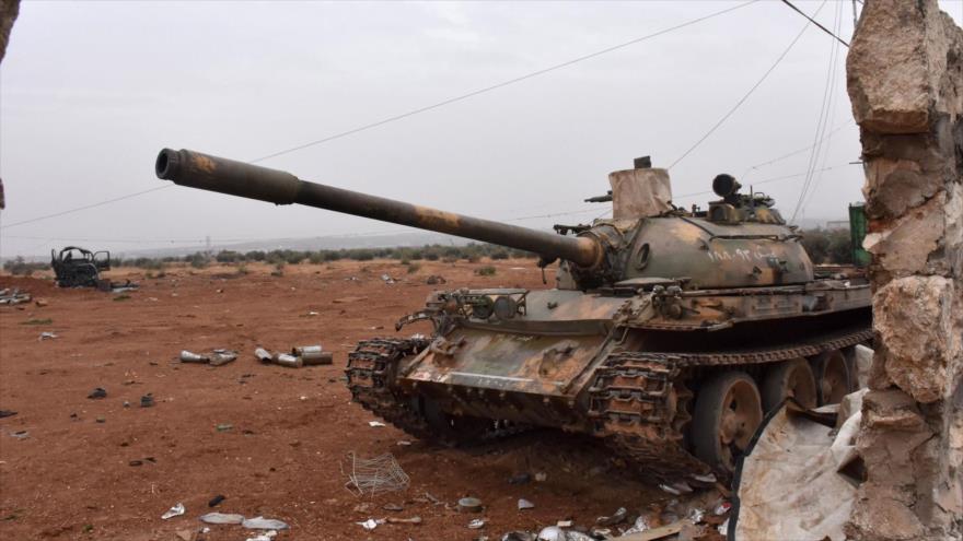 Tanque T-54 del Ejército sirio en el distrito de Sheij Saeed en Alepo, 30 de noviembre de 2016.