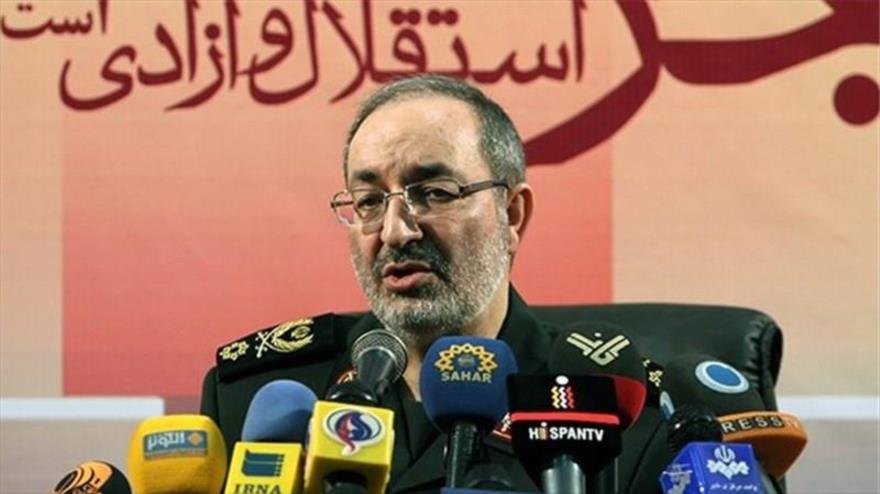 El portavoz jefe de las Fuerzas Armadas iraníes, el general Seyed Masud Yazayeri, en una rueda de prensa en Teherán, capital persa.