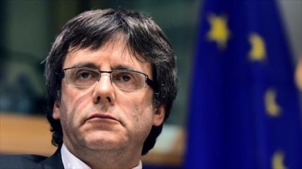 Puigdemont critica a Rajoy por ofrecerse como interlocutor de Trump 