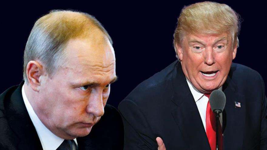 El presidente de Rusia, Vladimir Putin (izda.) y su par estadounidense Donald Trump.
