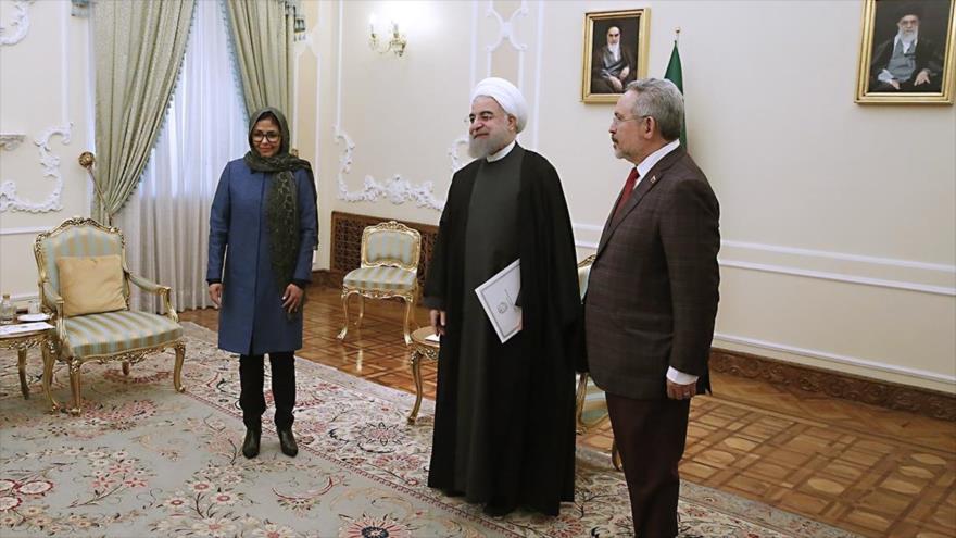 Rohani insiste en la unidad del MNA ante el unilateralismo