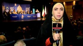 Musulmanes discuten acerca de la Revolución Islámica de Irán